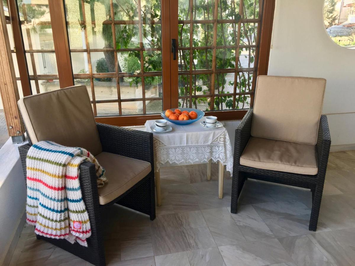 Beautiful Beach House Gerakini Exterior photo