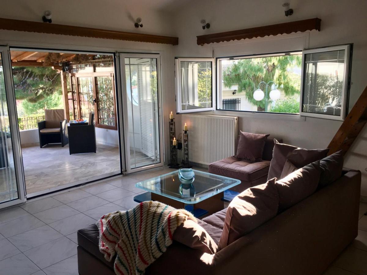 Beautiful Beach House Gerakini Exterior photo