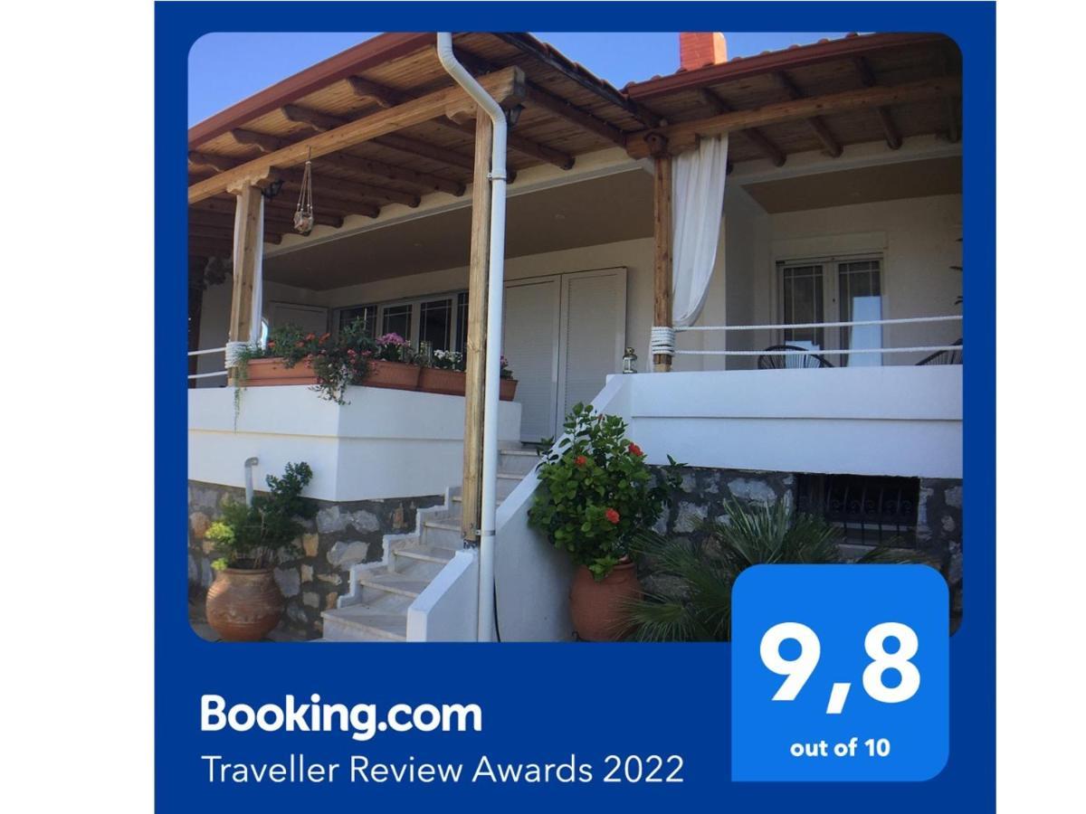 Beautiful Beach House Gerakini Exterior photo
